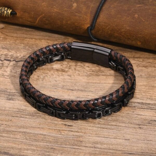 Luxury Men Bracelet Stacked Genuine Leather Bracelets for Men Gentle Braided Black Brown Real Leather Bangle Byzantine Chain