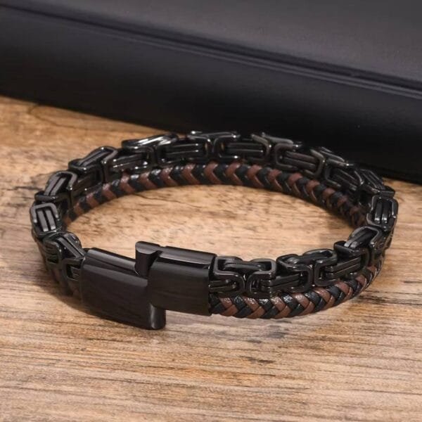 Luxury Men Bracelet Stacked Genuine Leather Bracelets for Men Gentle Braided Black Brown Real Leather Bangle Byzantine Chain