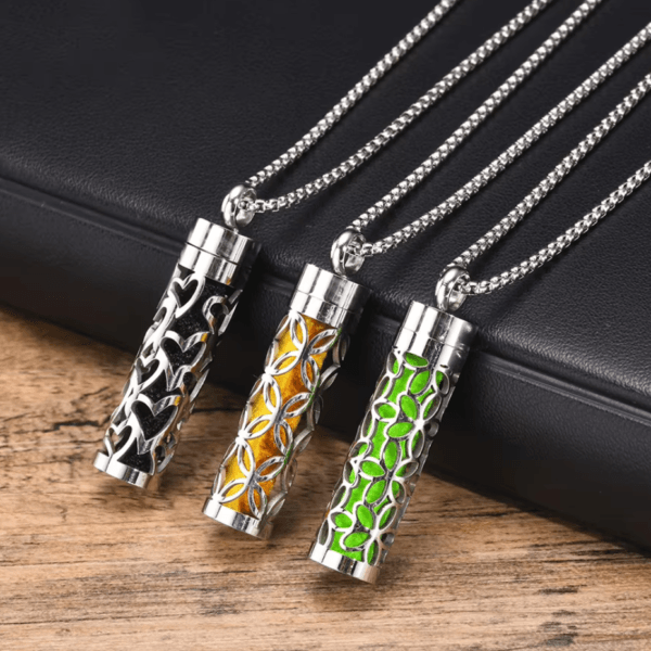 Luxury Necklace for Women Essential Oil Diffuser Aromatherapy Perfume Diffuser Pendant Necklace Jewelry Gift for Her