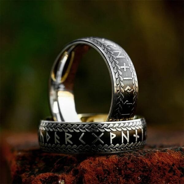 Ring for men Fashion Vintage Nordic Viking Rune Rings for Men 316L Stainless Steel Simple Couple Amulet Ring