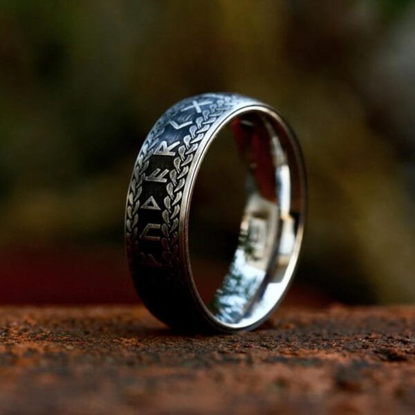 Ring for men Fashion Vintage Nordic Viking Rune Rings for Men 316L Stainless Steel Simple Couple Amulet Ring