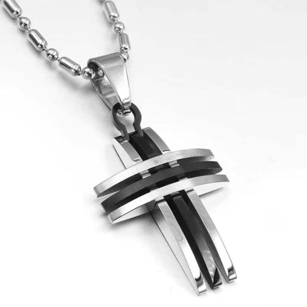 Croos Necklace 2025 Modern Style Stainless Steel Cross Pendant Necklace Perfect Party and Birthday Gift (1)