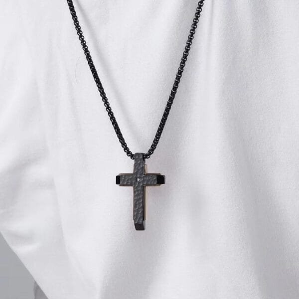 Croos Necklace 2025 Vintage Christian Bible Text Titanium Steel Cross Necklace for Men Perfect Party and Birthday Gift